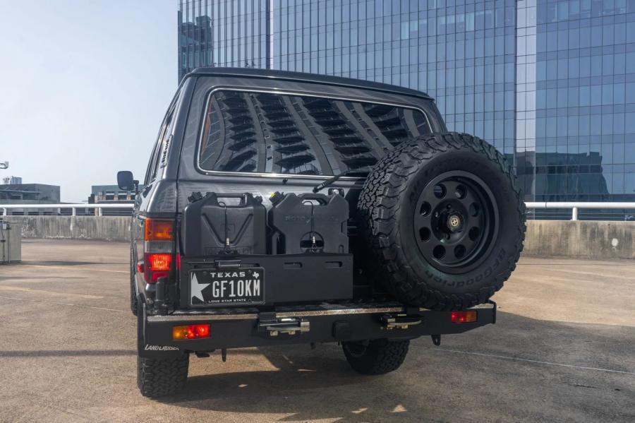  Toyota Land Cruiser (FJ62) 1988 года  (фото 9 из 164)
